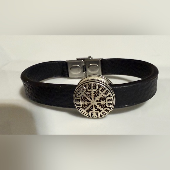 $3 VIKING BAND BRACELET. NEW. $3 WHEN BUNDLED WITH 3 OR MORE ITEMS - Picture 3 of 16